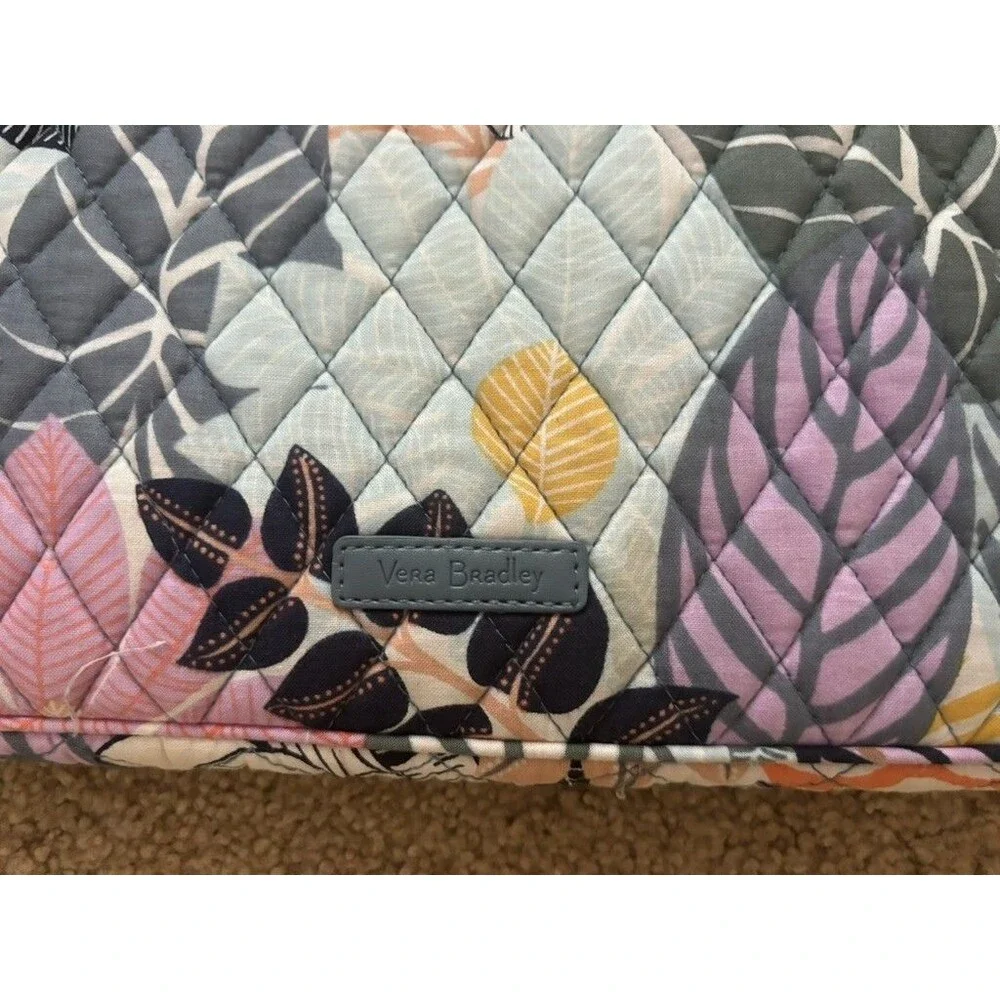 Vera Bradley Floral Flora Quilted Fabric Laptop Computer Sleeve 14X11